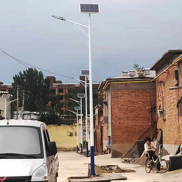 6米太阳能路灯