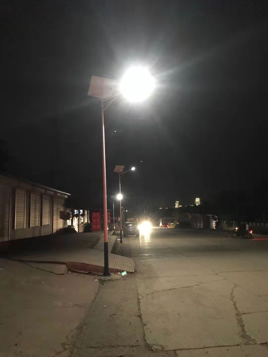 太阳能LED光源光衰是什么原因造成的？