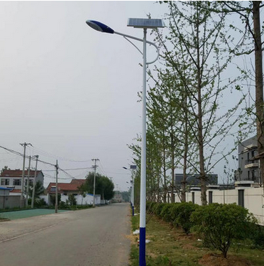 太阳能路灯在冬季使用过程中的注意事项？
