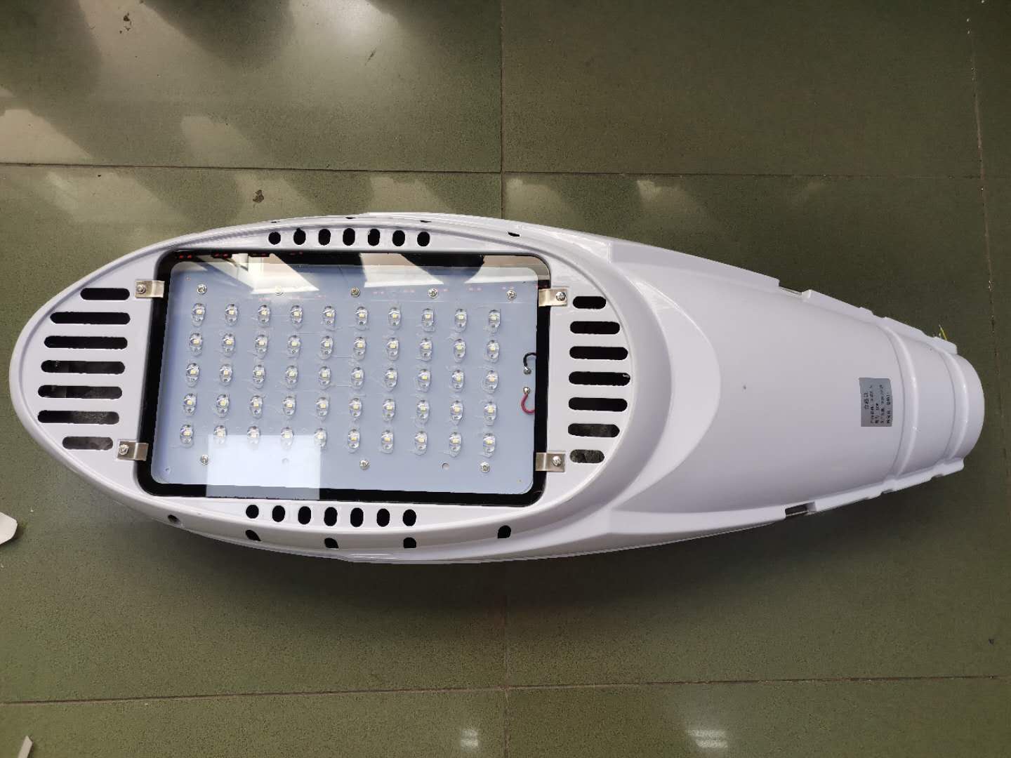 LED路灯头的安装注意事项
