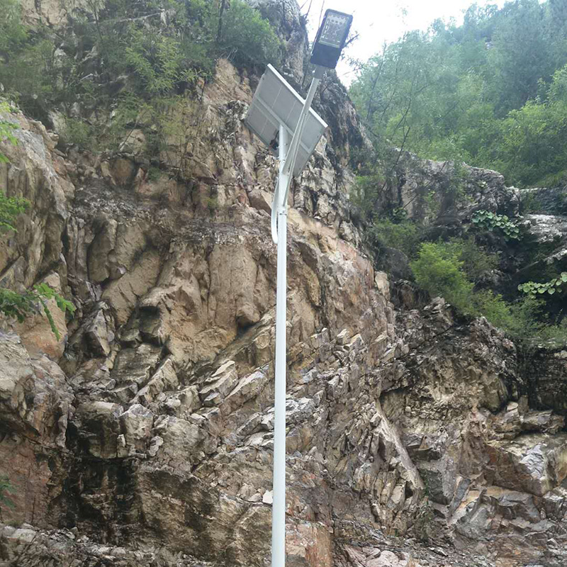 太阳能路灯不铺设电缆的优势